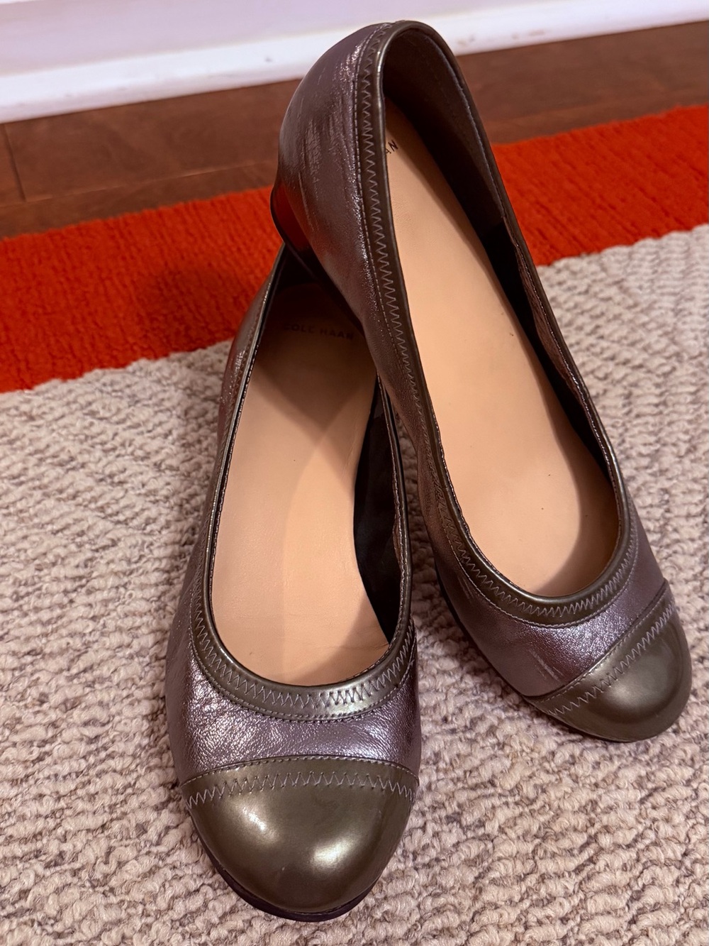 Cole Haan Two-Tone Silver Metallic Leather Cap-Toe Ballet Flats Nike Air